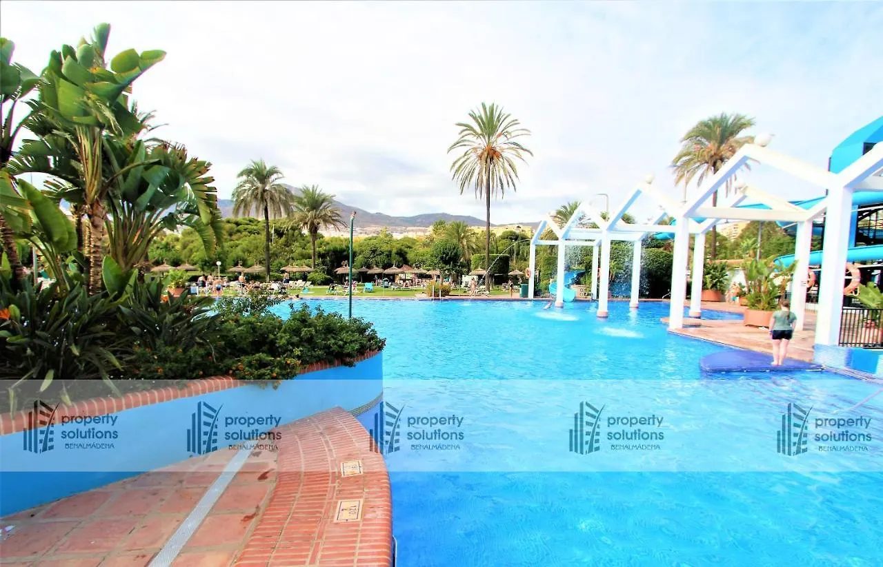 812 Benalbeach. 1ºlinea De Playa. Vistas A La Piscina Y La Montana. Benalmádena España