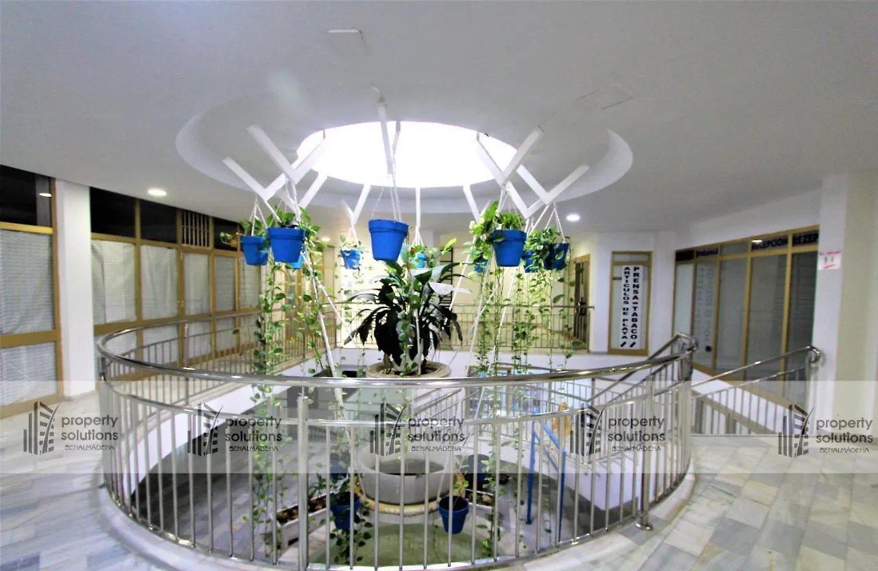 812 Benalbeach. 1ºlinea De Playa. Vistas A La Piscina Y La Montana. ベナルマデナ アパート